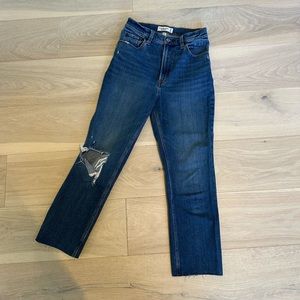 Abercrombie & Fitch - Ankle Straight Ultra High Rise - Size 2